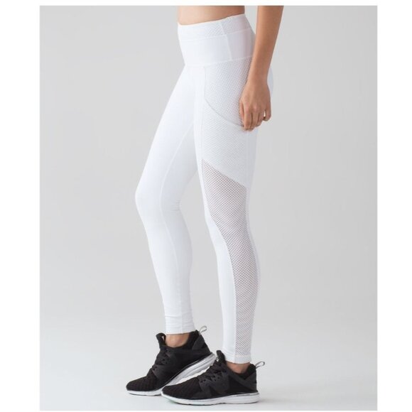 Lululemon Pants - Lululemon Keep Score Tight 28" White Mesh Ventilation Legging *No size tag 8/10?